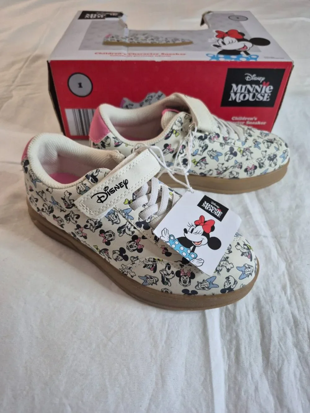 Disney Minnie And Friends Children’s Character Sneakers Size: 1, NWB